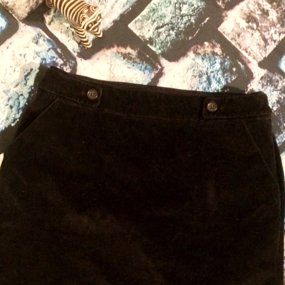 Pockets!🎉Corduroy Skirt Black so cute!@versatile! - Picture 3 of 8